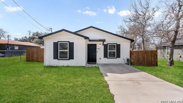 225 Virginia, Pleasanton, TX 78064 - #1