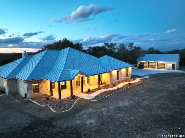 169 Nueces, Boerne, TX 78006 - #1