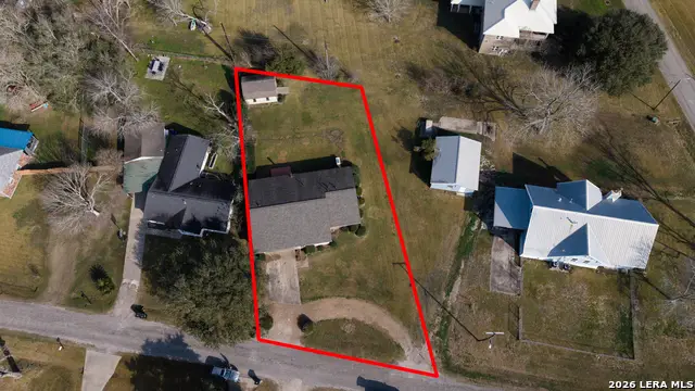 414 E Austin, Palacios, TX 77465 - #3