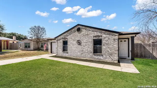 5915 Hidden Iron Cir, San Antonio, TX 78250 - #3