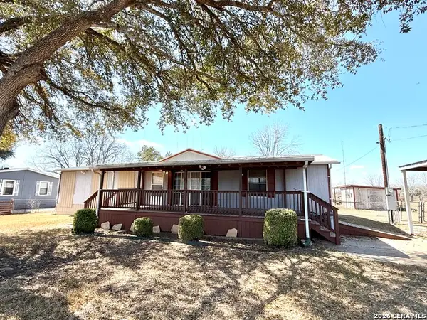 5819 Pioneer, San Antonio, TX 78245