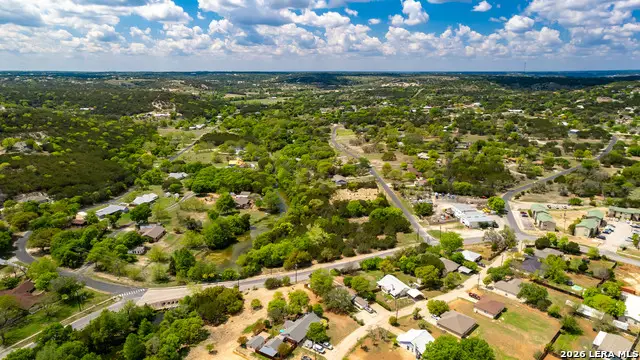 198 Lakeway Dr, Kerrville, TX 78028 - #1