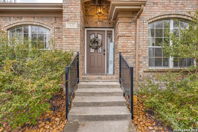 1325 Black Oak Dr, Schertz, TX 78154 - #2