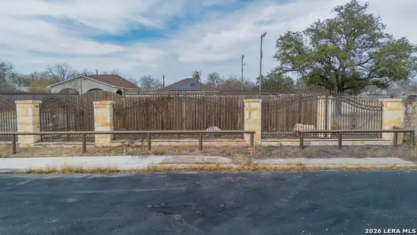 103 Berlin, San Antonio, TX 78211