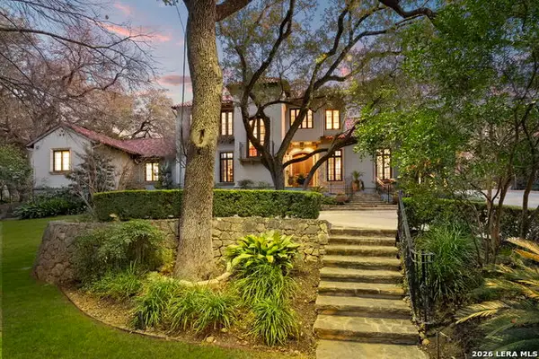 829 Contour Drive, San Antonio, TX 78212