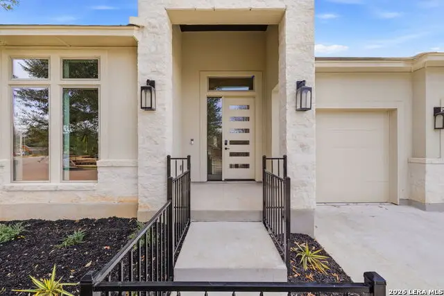 1751 Oakmont Cir, New Braunfels, TX 78132 - #3