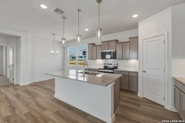 758 Whitman, New Braunfels, TX 78130