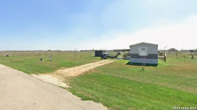 148 Anaqua Dr, Pleasanton, TX 78064 - #2