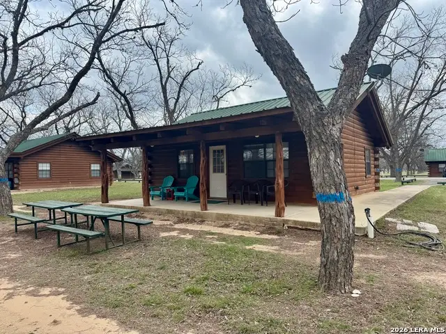 110 Red Wright Rd, Leakey, TX 78873 - #2