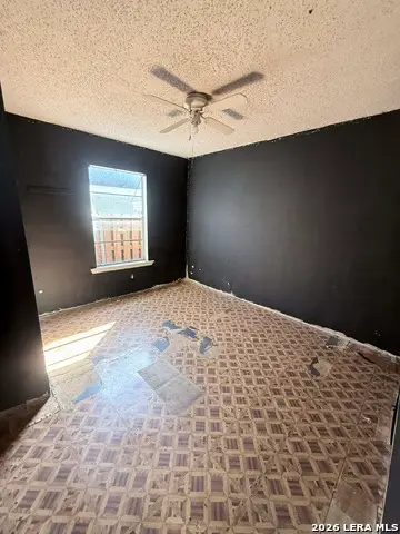 523 Avondale, San Antonio, TX 78223 - #2