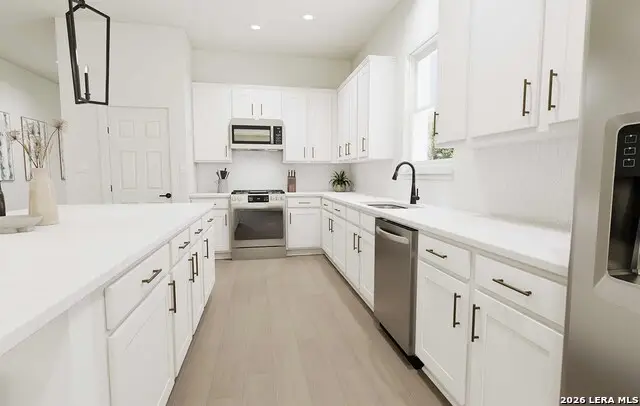 1706 Hidden Fox, New Braunfels, TX 78132 - #2