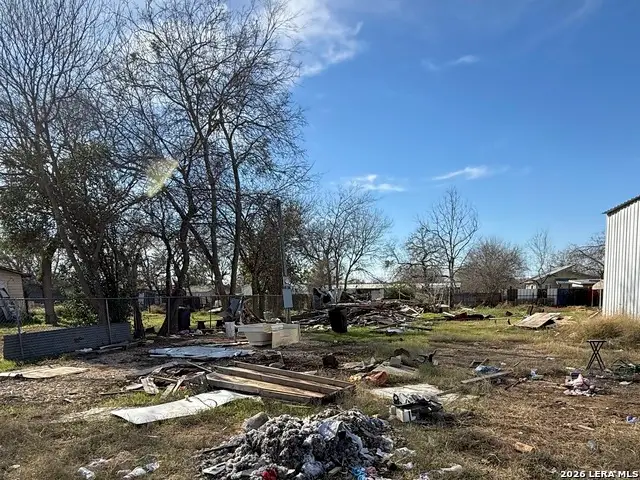 1513 Hough, Adkins, TX 78101 - #3