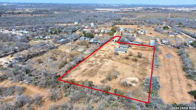4712 Higdon Rd, San Antonio, TX 78223 - #2