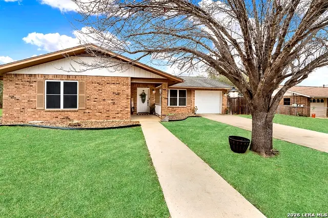 1501 Longhorn, Floresville, TX 78114 - #3