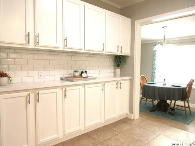 301 Mockingbird, Devine, TX 78016 - #3