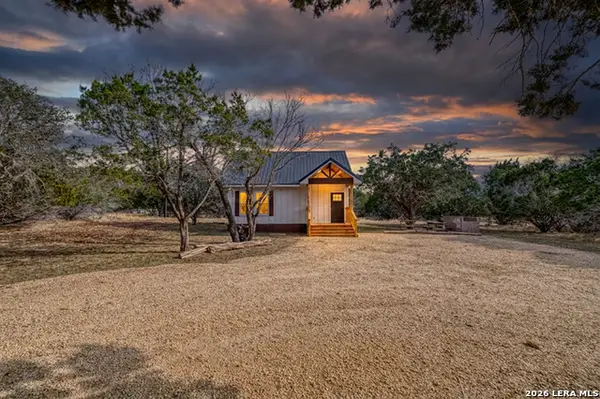 60 Loop, Uvalde, TX 78801