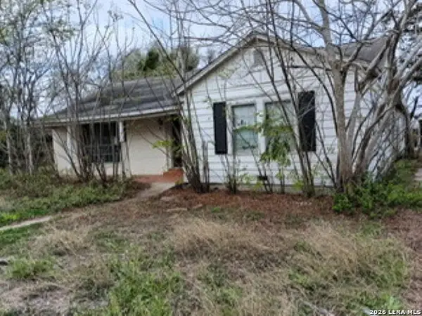 708 Parkview, Port LaVaca, TX 77979