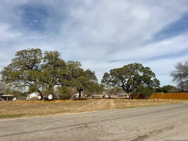 TBD W Dilley, Devine, TX 78016