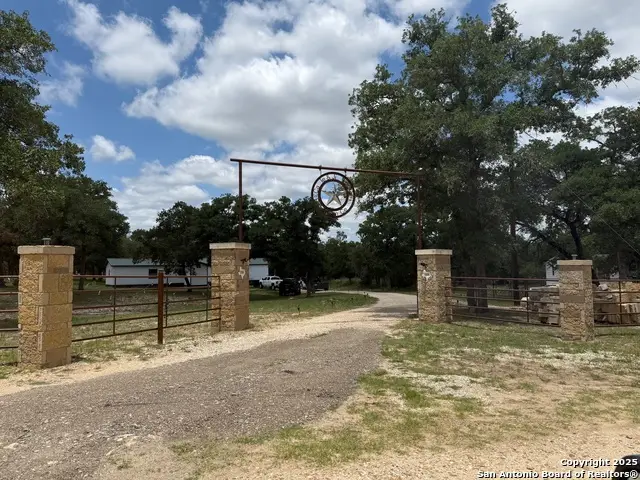 108 Deep Woods, Seguin, TX 78155 - #2