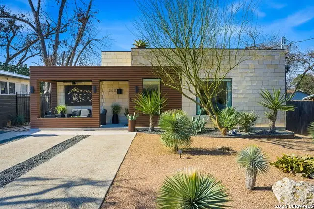 260 S Hackberry, New Braunfels, TX 78130 - #1