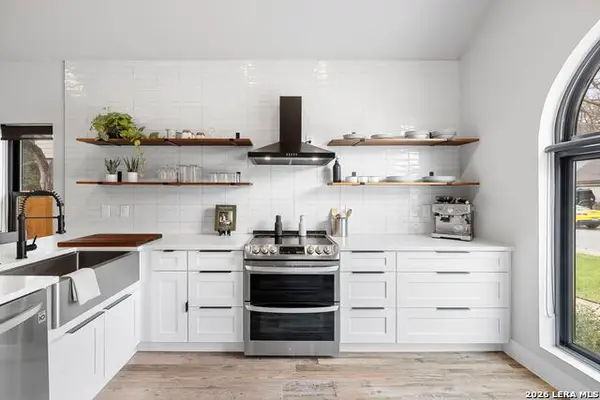 14222 Red Maple Wood, San Antonio, TX 78249