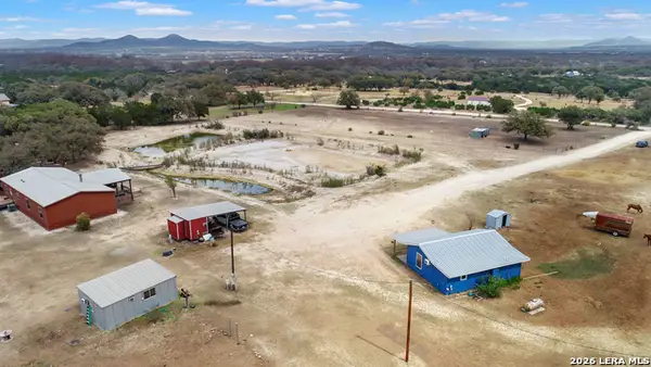 179 Pvt Rd 3830, Utopia, TX 78884