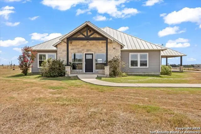 475 County Road 240, Gonzales, TX 78629 - #1