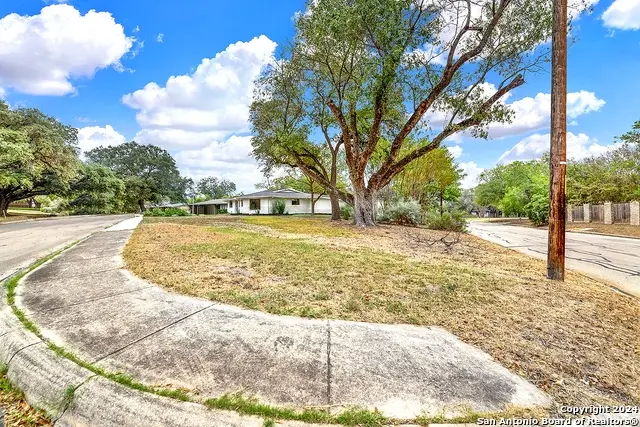 200 Jeanette Dr, San Antonio, TX 78216 - #3
