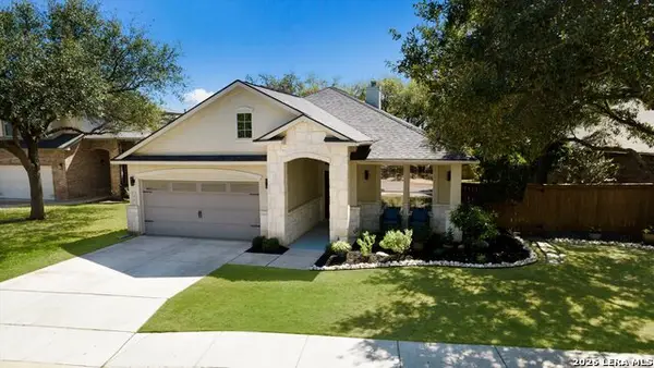 50 Amber Frst, Hollywood Park, TX 78232