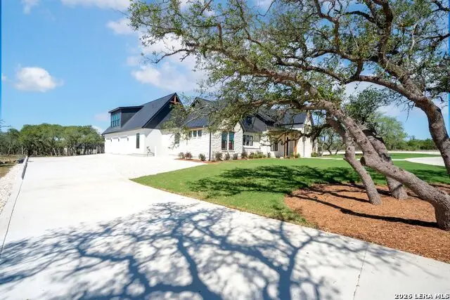 34793 High Gate Rd, Bulverde, TX 78163 - #3