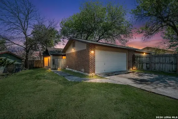 1326 Bayou Dr S, San Antonio, TX 78245