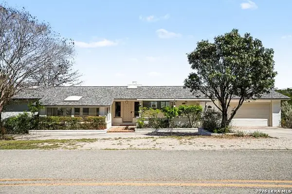 1820 Triple Peak, Canyon Lake, TX 78133