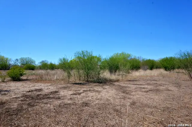 4972 County Road 324, Beeville, TX 78102 - #2