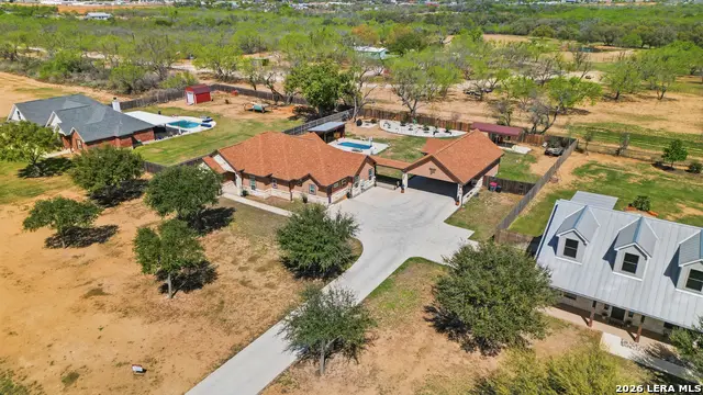 149 W Short Meadow Dr, Lytle, TX 78052 - #2