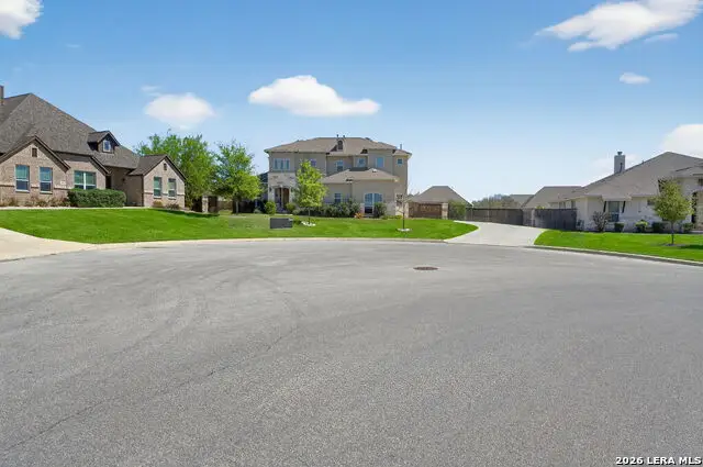 107 Lilly Blf, Castroville, TX 78009 - #3