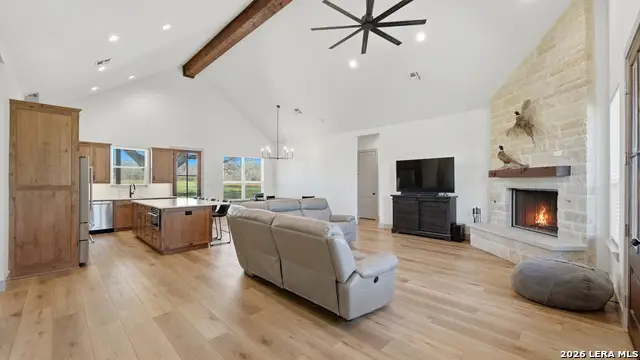 1130 Church, Seguin, TX 78155 - #3