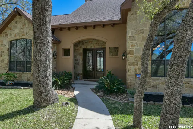 204 Fawn, Floresville, TX 78114 - #3