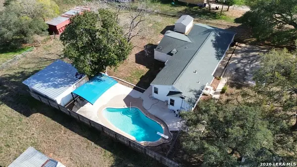 6730 E Loop 1604 S, Adkins, TX 78101