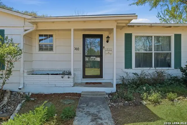 702 Sumner Dr, San Antonio, TX 78209 - #1