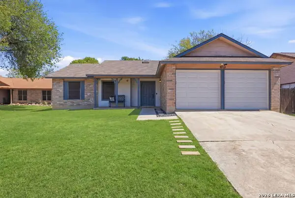 419 Wagon Xing, Universal City, TX 78148