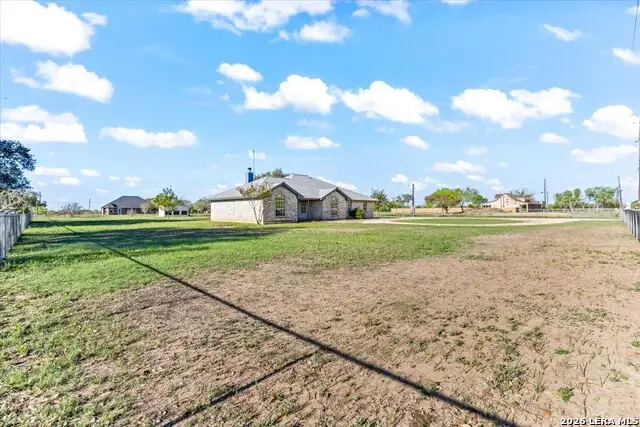 14890 Saint Hedwig Rd, Saint Hedwig, TX 78152 - #2