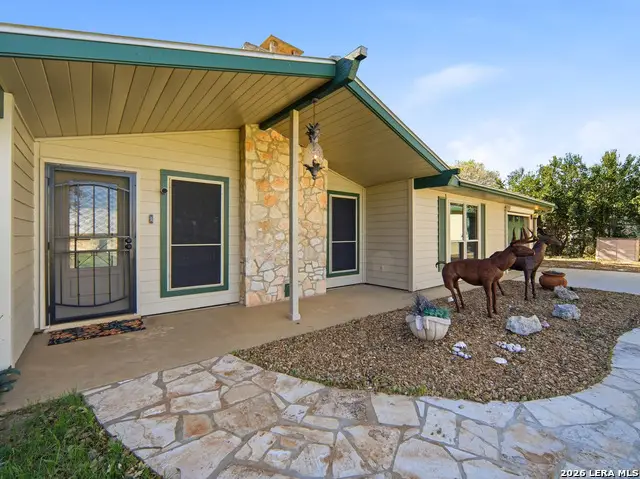 159 Thornton, Lakehills, TX 78063 - #2