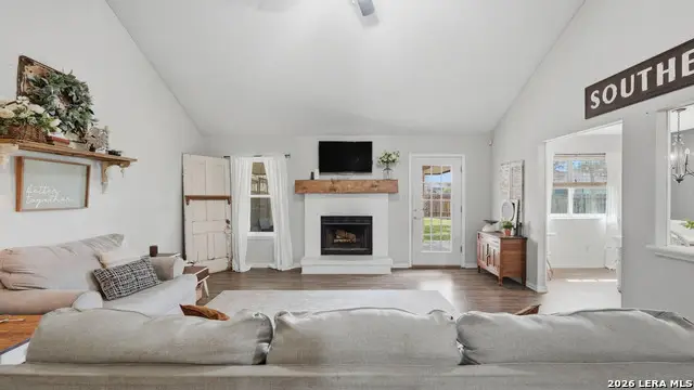 753 Belmont, New Braunfels, TX 78130 - #3