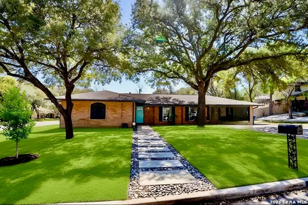 9117 Oak Downs, San Antonio, TX 78230