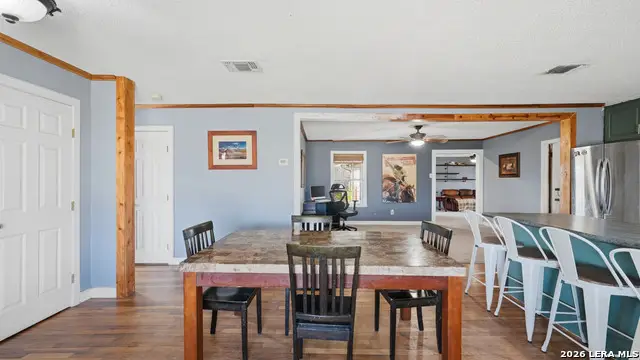 8204 New Sulphur Springs Rd, San Antonio, TX 78263 - #2