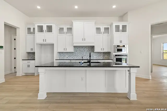 241 Stone Loop, Castroville, TX 78009 - #3