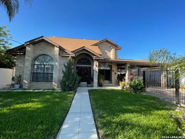 808 E San Pedro Street, Laredo, TX 78041
