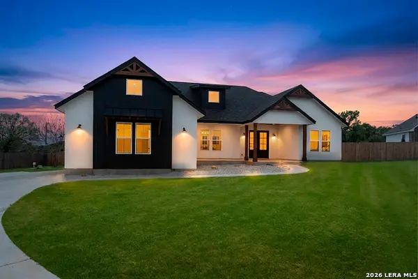 1090 Pegasus, Spring Branch, TX 78070