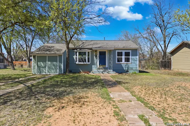 211 Brooks, Schertz, TX 78154 - #1