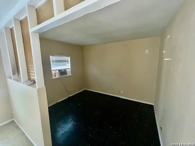 325 W Lindbergh, Universal City, TX 78148 - #2